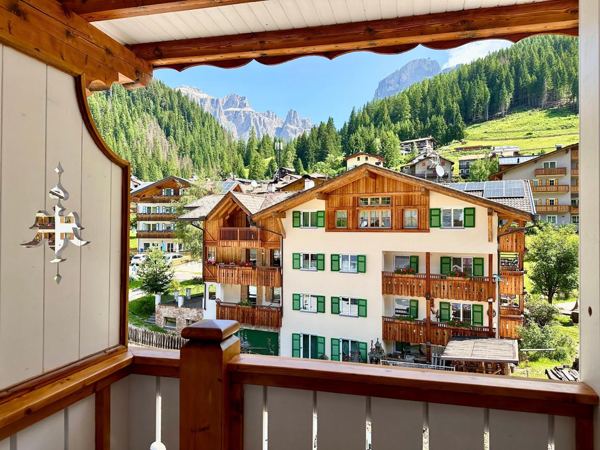 B&B Cesa Planber Mountain View Bike Friendly Canazei Εξωτερικό φωτογραφία