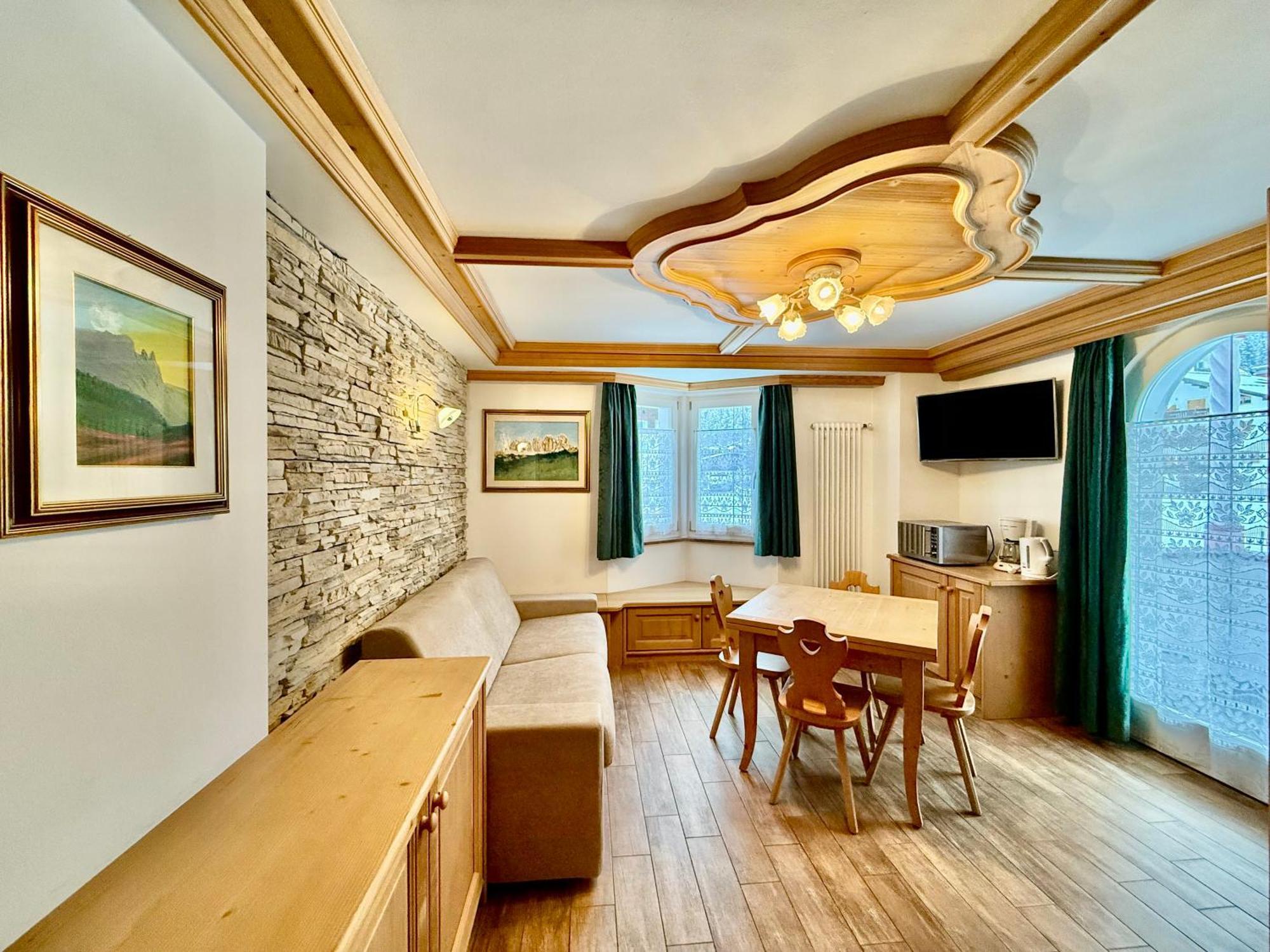 B&B Cesa Planber Mountain View Bike Friendly Canazei Δωμάτιο φωτογραφία